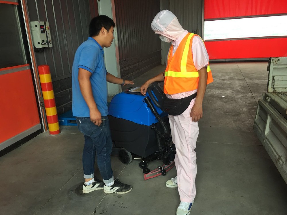 河北省xxx家紡有限公司購買格潤KR-XS50D洗地機(jī)